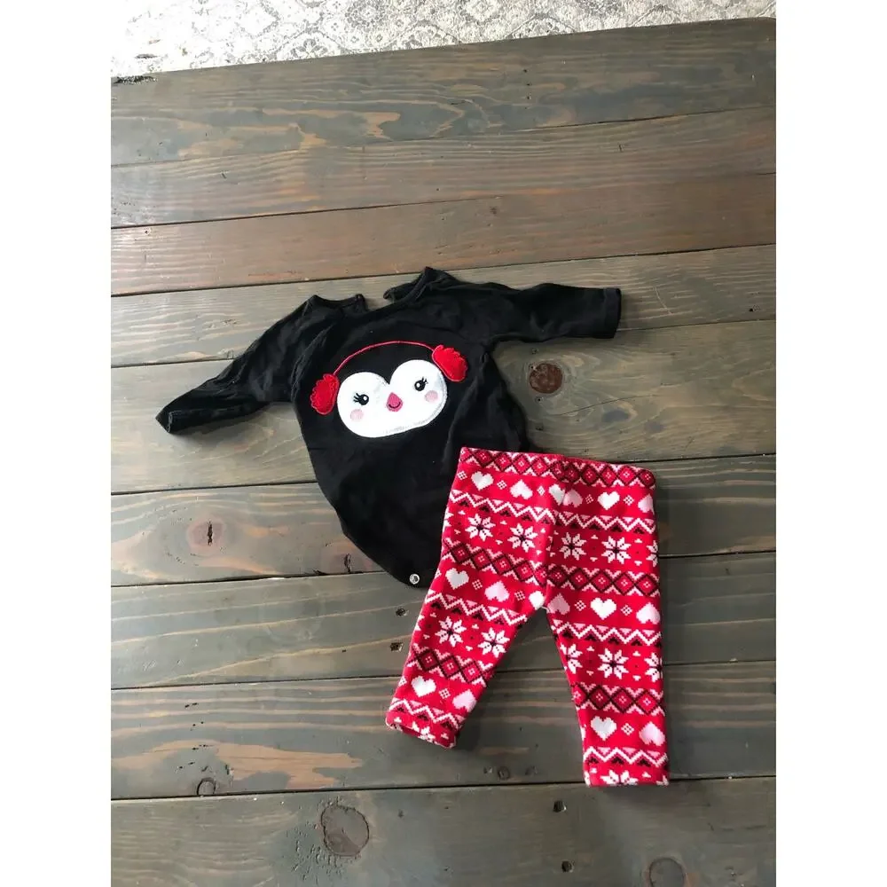 39 piece baby girls Carters clothes size 3 months